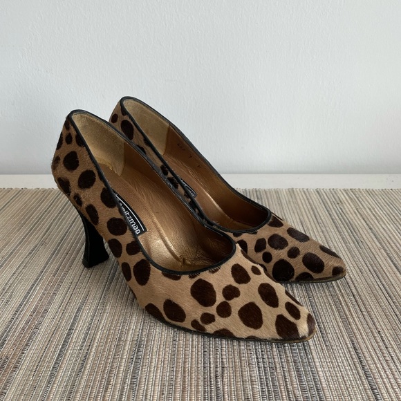 Stuart Weizmann Calf Hair Animal Print Pumps - Picture 5 of 14